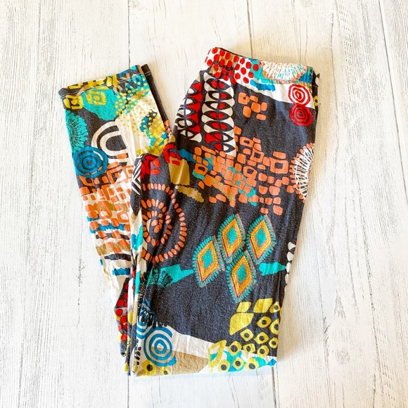 Girls Young At Heart Wild Print Multicolor Leggings Size Medium - Picture 5 of 7